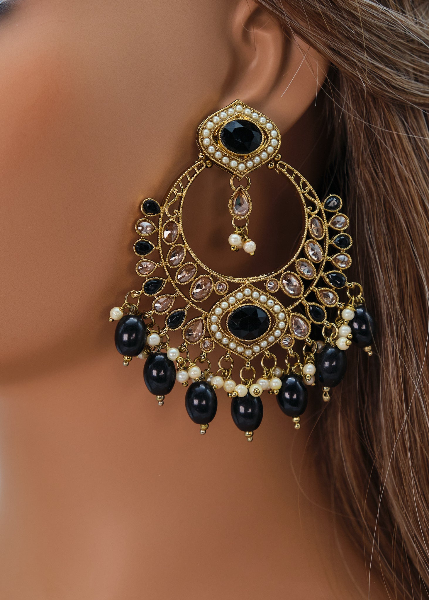 Meera Polki Earrings With Tikka Set - Black