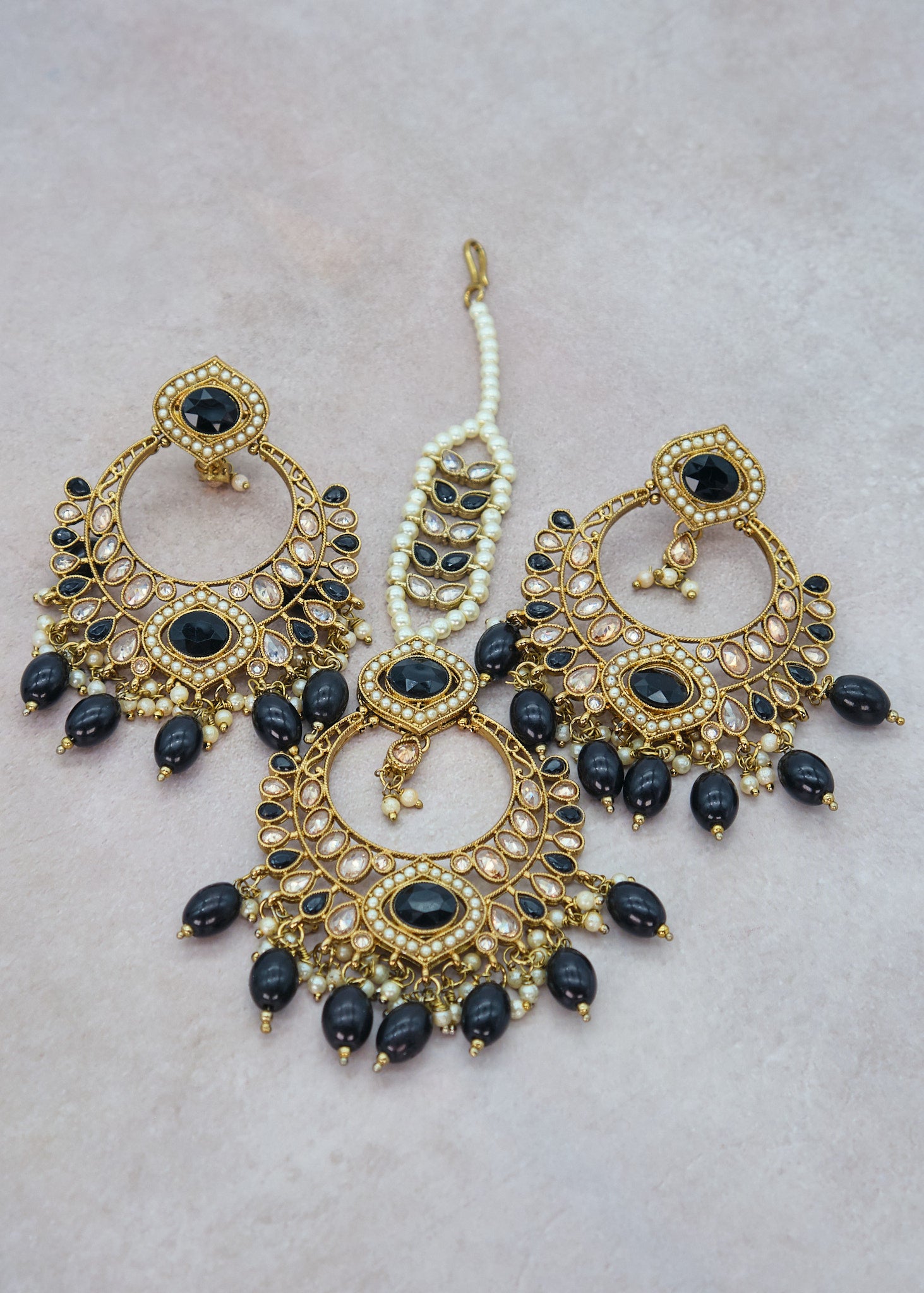 Meera Polki Earrings With Tikka Set - Black