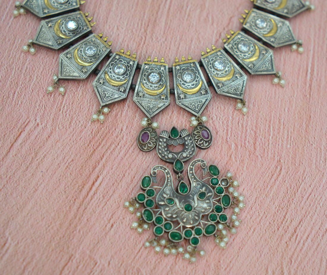 Fusion Dual-Tone Kundan Necklace Set