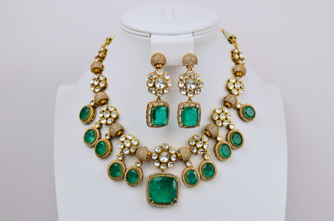 Ananya Doublet Kundan Necklace Set - Rama Green