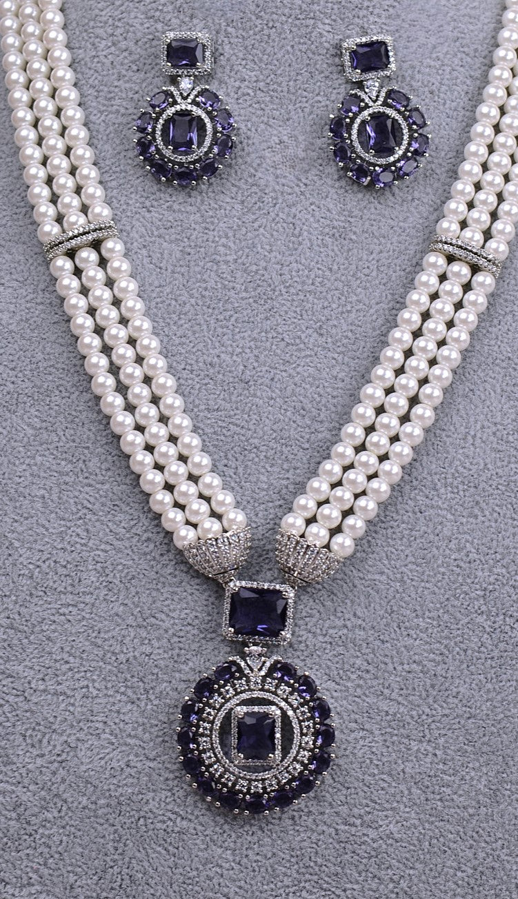White Pearl Swarovski  Necklace Set