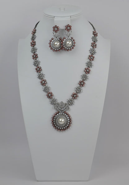 Crimson Victorian Splendor Necklace Set