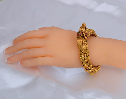 Traditional Openable Elephant Craved Bangles - Kada