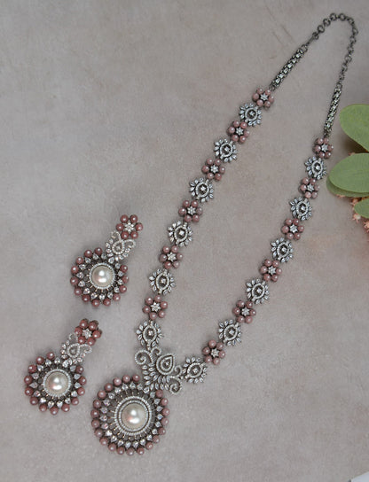 Crimson Victorian Splendor Necklace Set