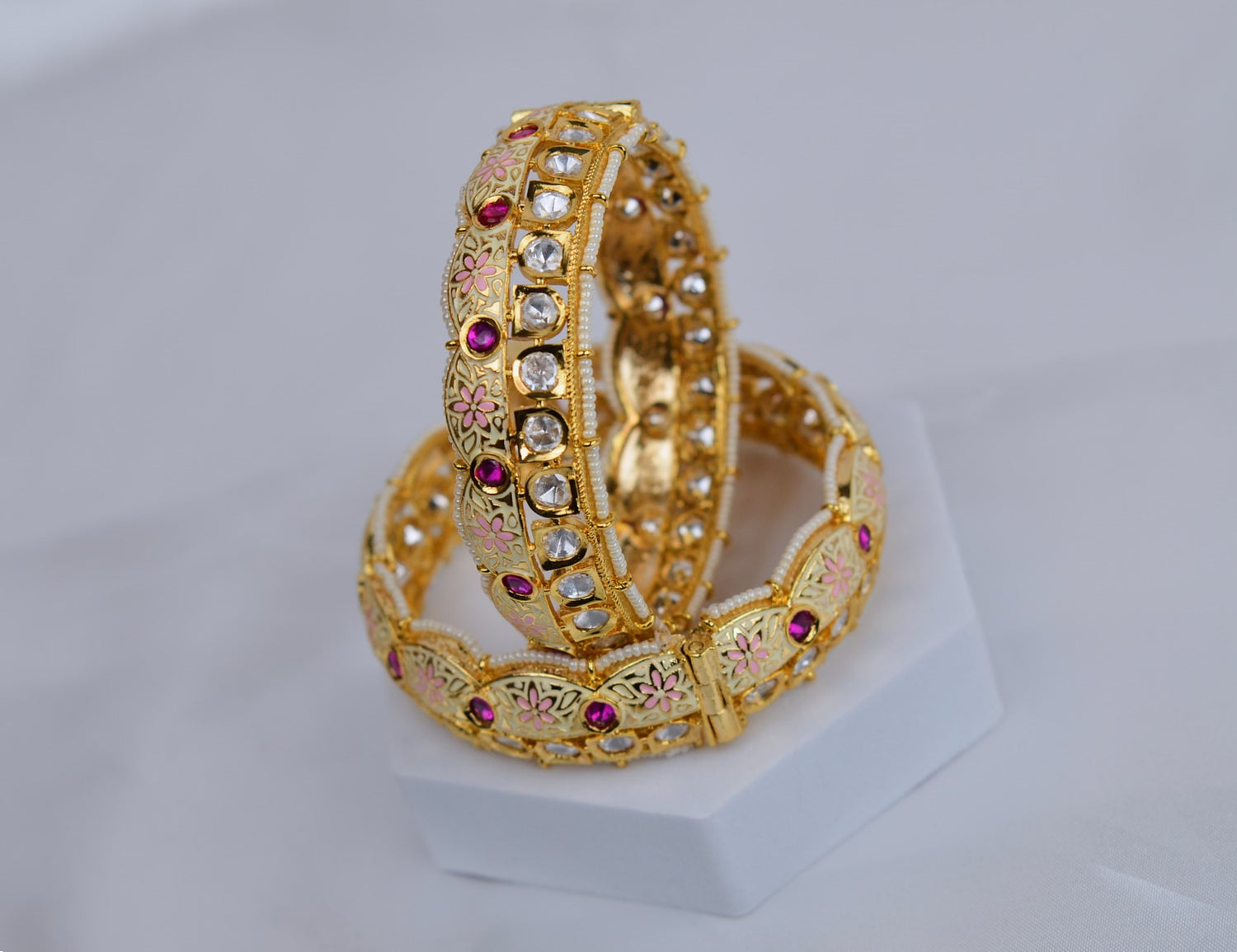 Pastel Meenakari Tyaani Kundan Kada Bangles