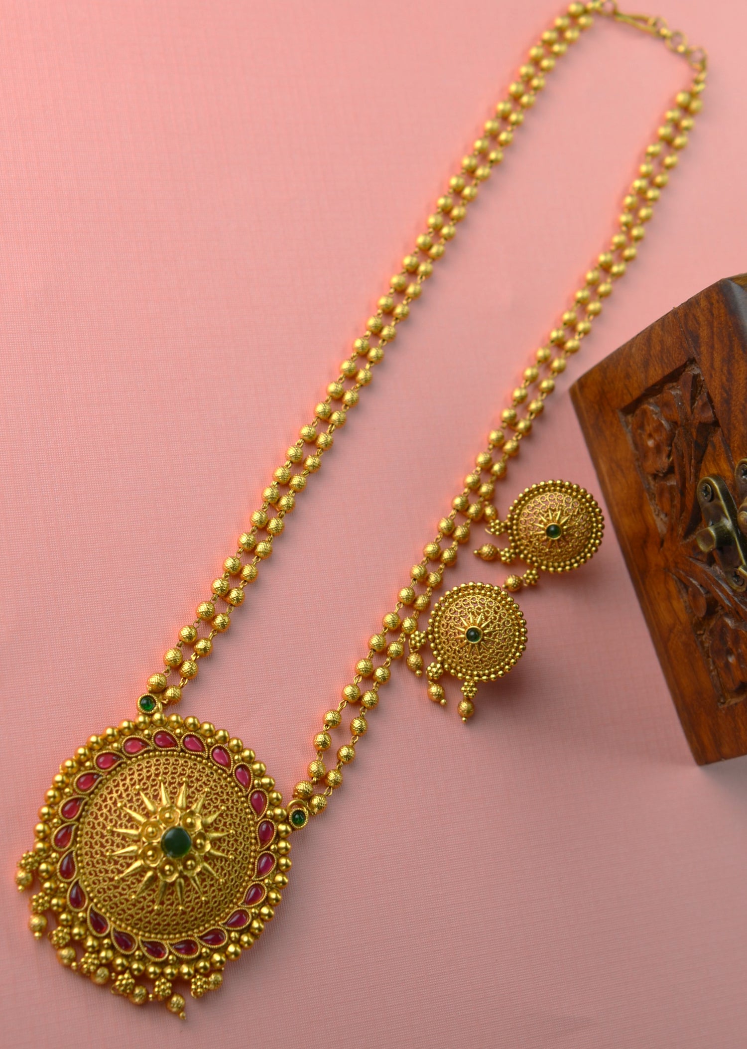 Traditional Antique Gold Pendant Matar Mala Necklace with Studs Set