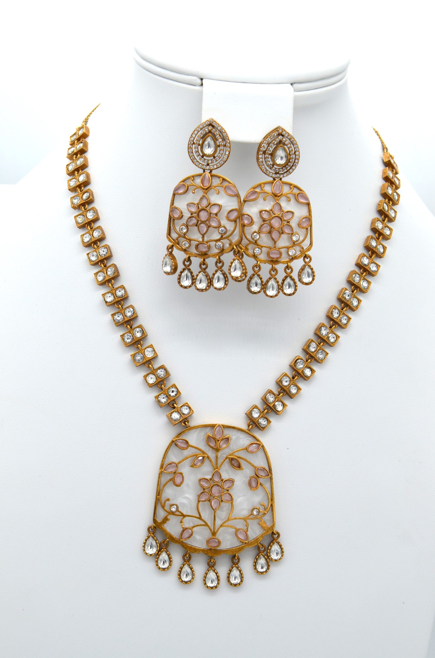 Apala Polish Pink Moissanite Polki Kundan Necklace Set