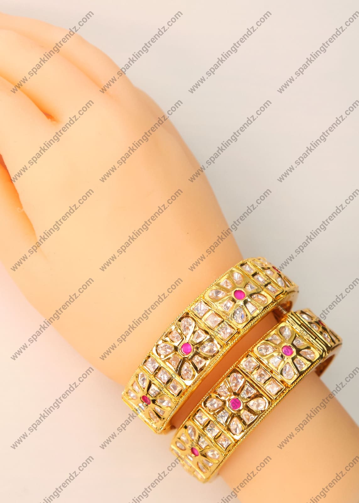 Maya Uncut Kundan Openable Kada - Size 2.4 Bangles