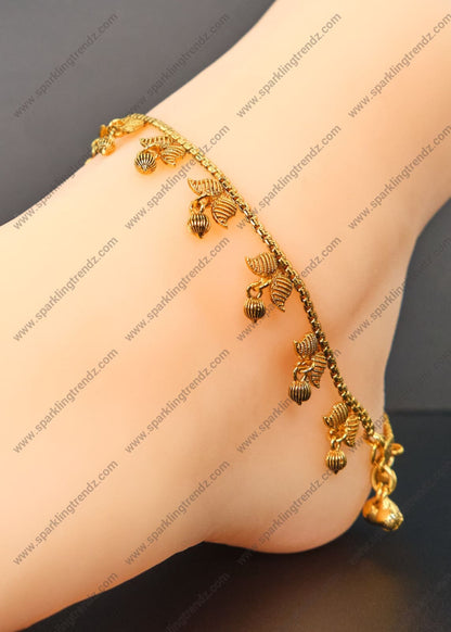 Traditional Matte Gold Anklet Set Anklets