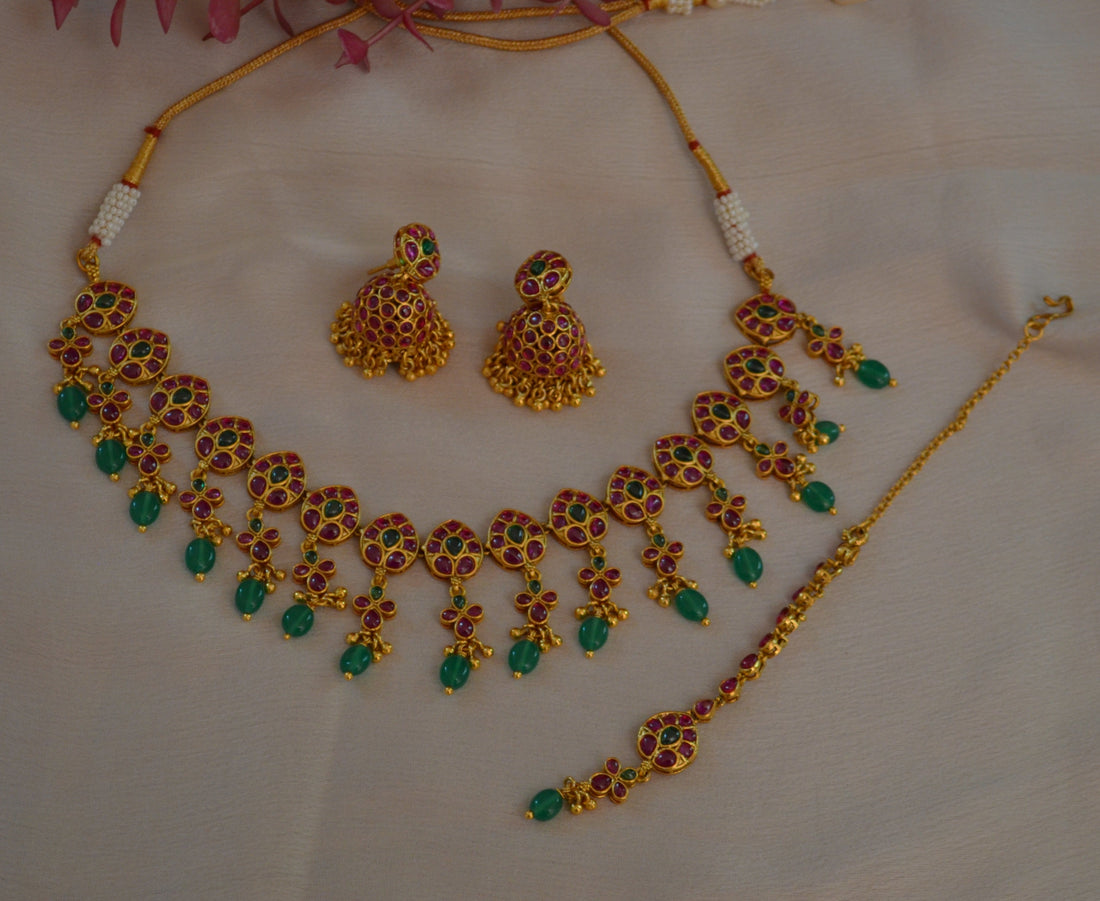 Kemp Multi Stone Leaf Shape Choker Set With Jhumki &amp; Maang Tikka Necklaces