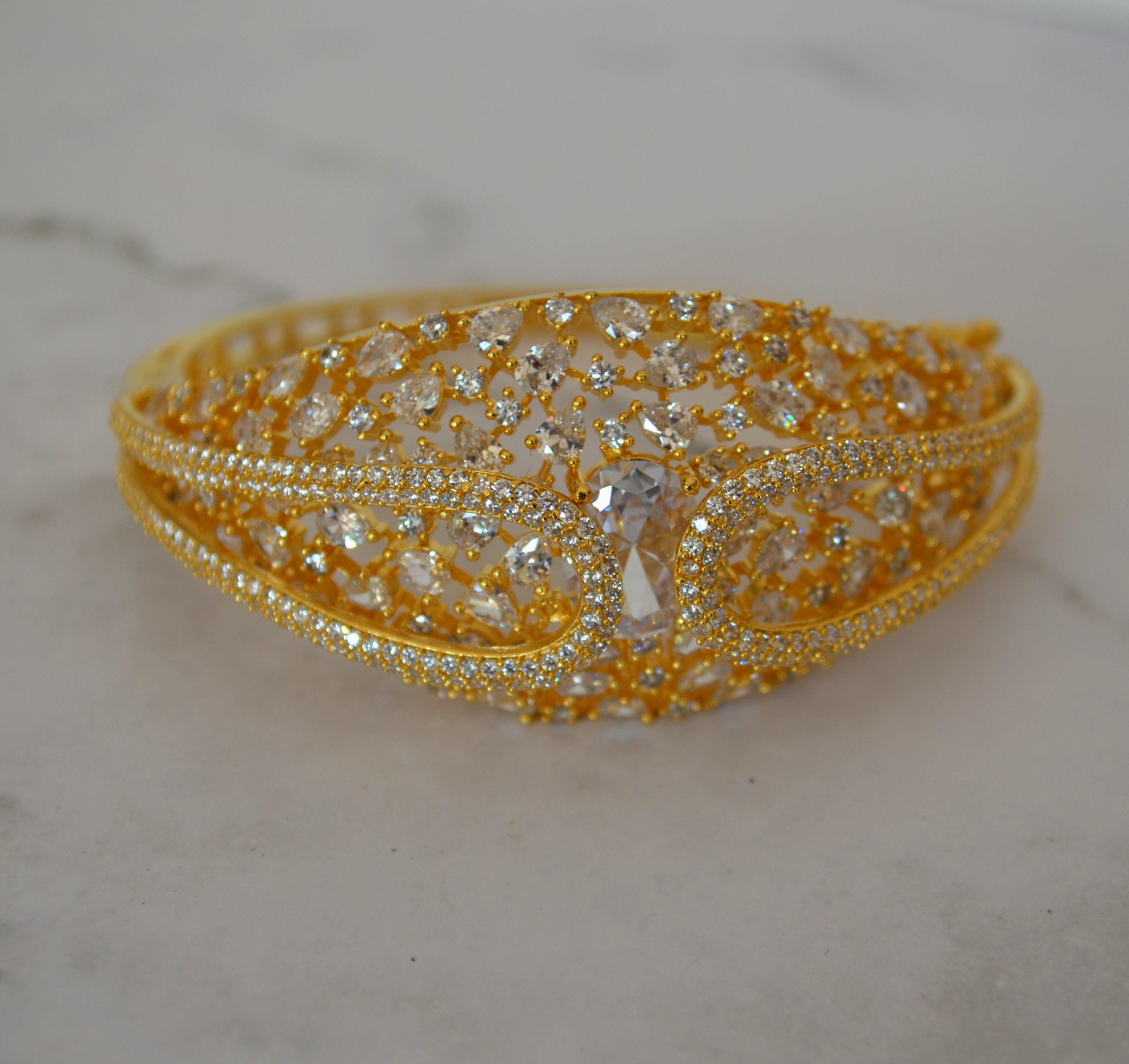 Cz Studded Uncut Diamond Openable Bracelet - Gold Finish White Bracelets