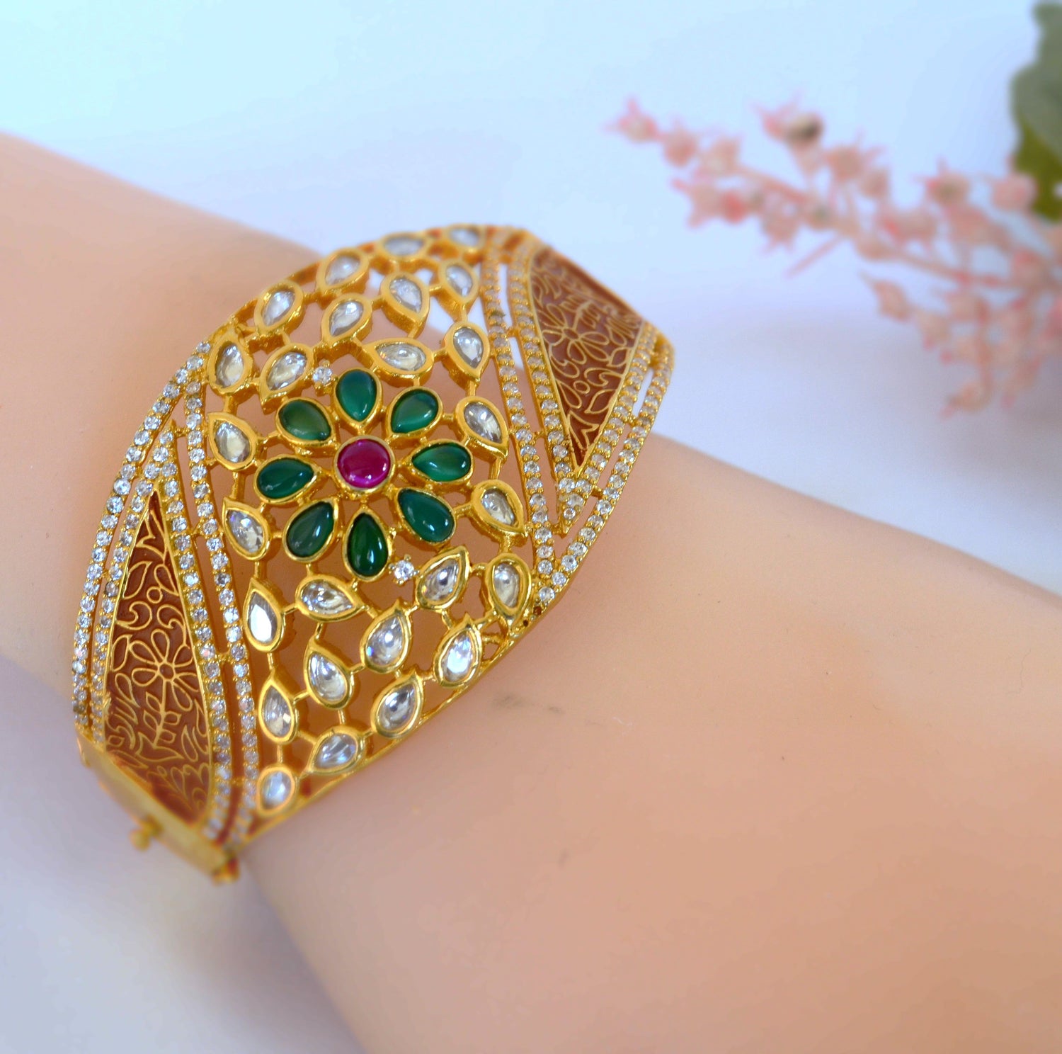 Openable Tyani Kundan Kada - Single Bracelets