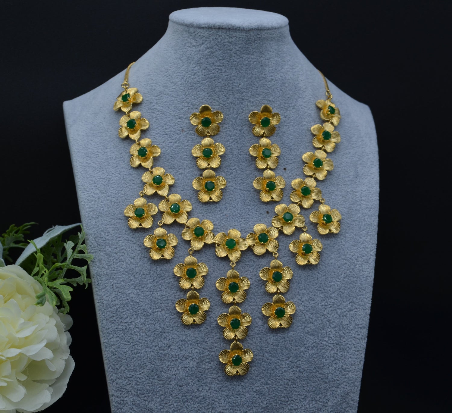 Fusion 3D Flower Necklace Set Necklaces