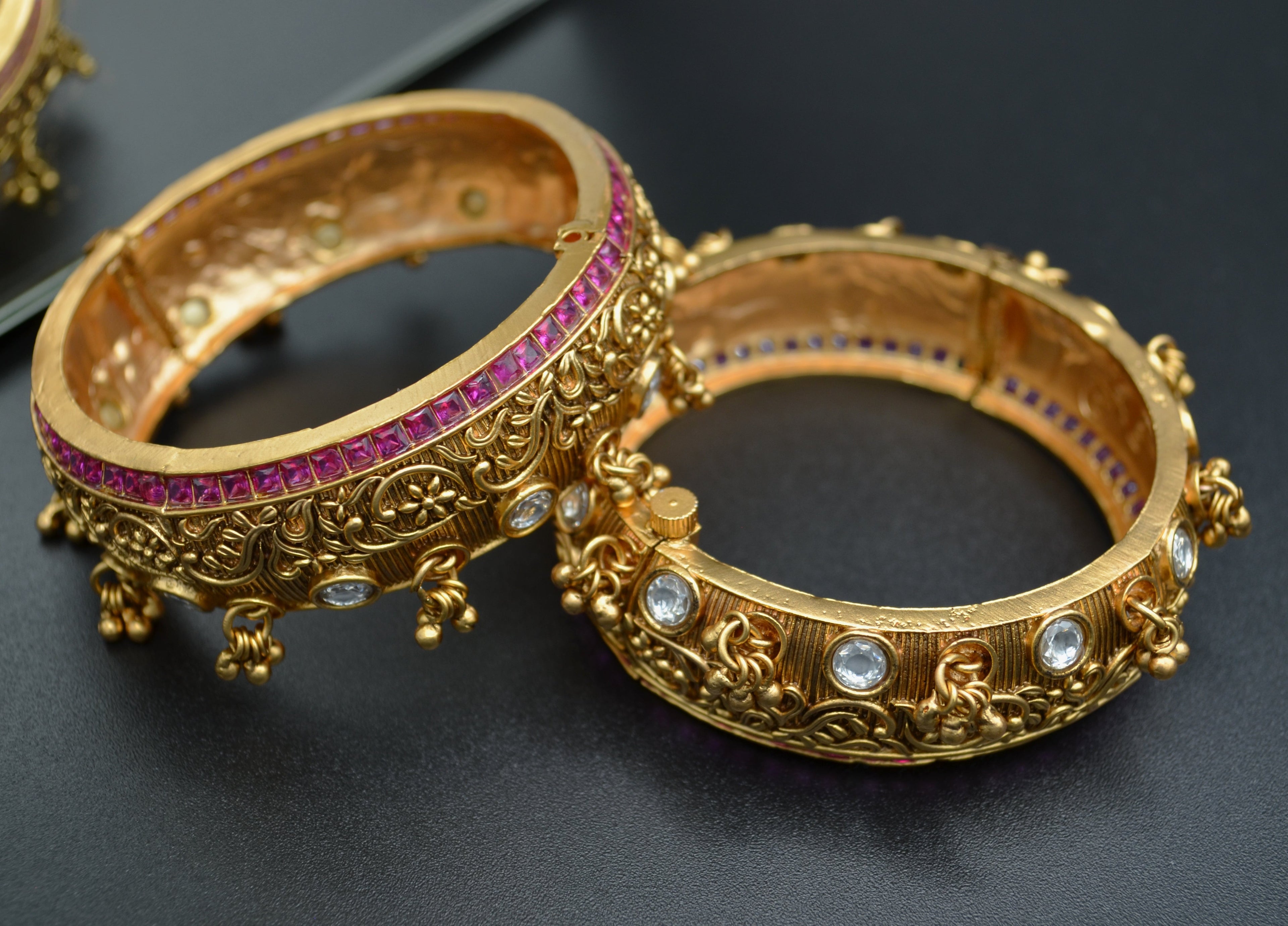 Openable Tyaani Kundan Kadas - Pair Bracelets