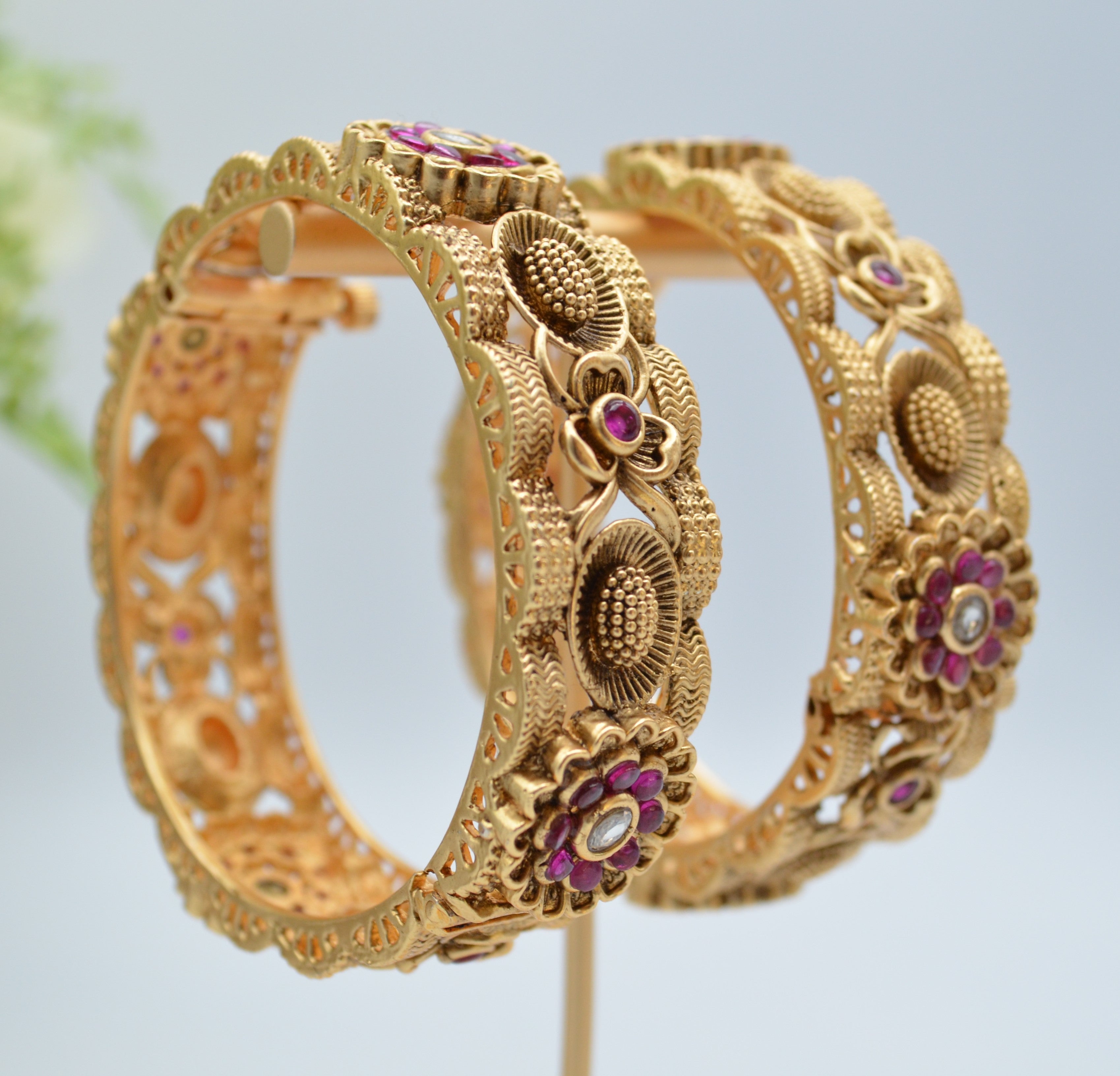 Openable Kundan Kada Flower Pattern - Single Or Pair Bangles