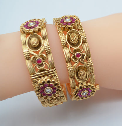 Openable Kundan Kada Flower Pattern - Single Or Pair Bangles