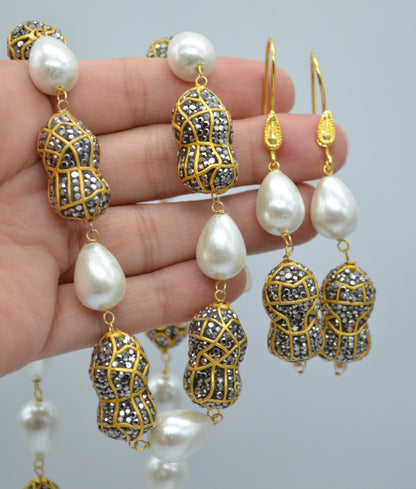 Pearl Single Layered Victorian Beads Necklace Set Necklaces