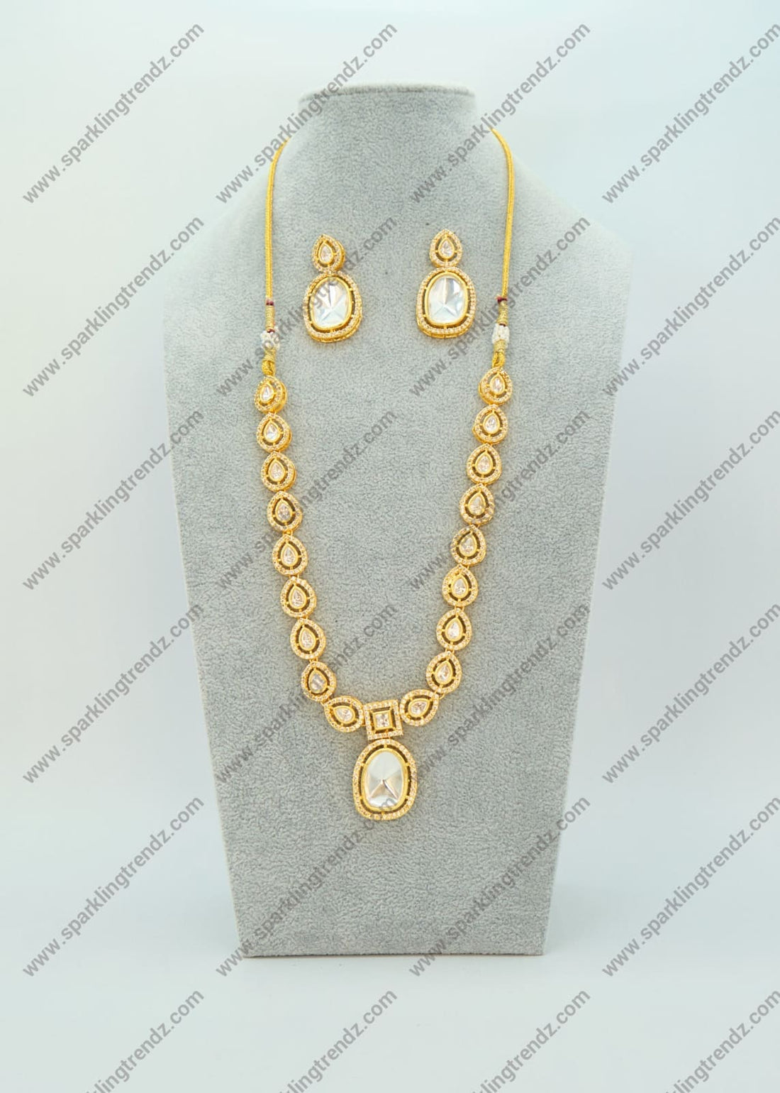 Sabya Polki Kundan Necklace Set Necklaces